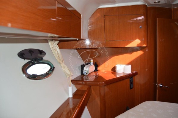 2013 BENETEAU ANTARES 42