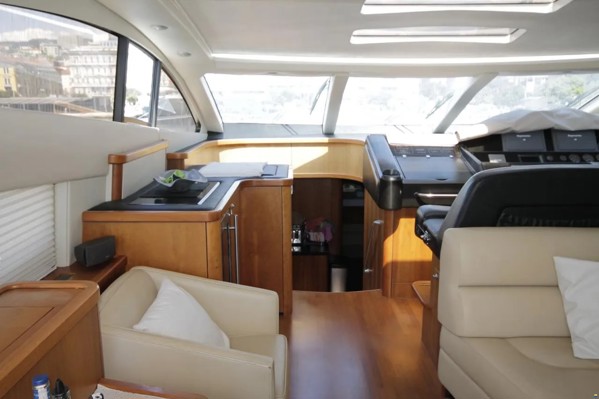 2008 SUNSEEKER PREDATOR 72