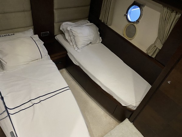 2007 AZIMUT 80