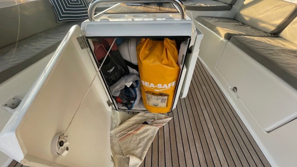 2018 JEANNEAU 51