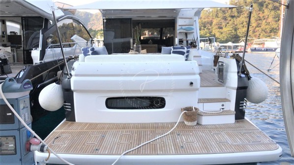 2015 AZIMUT MAGELLANO 53