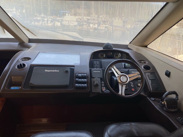 2013 PRINCESS 56 FLY 