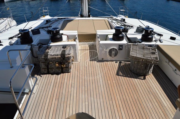 2012 LAGOON 620