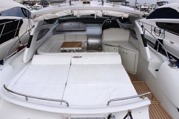 2005 PERSHING 50