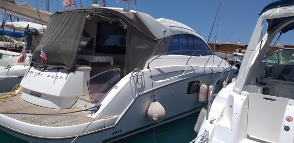 2012 PRESTIGE 440 S