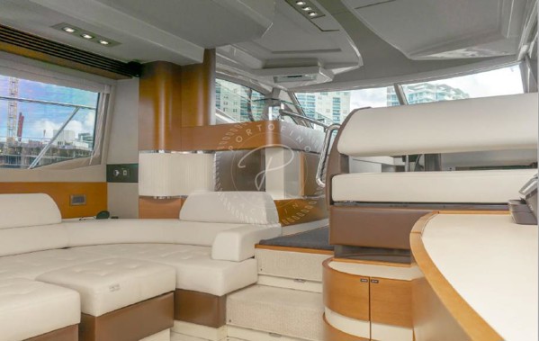 2012 AZIMUT 53 FLY