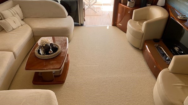 2007 PRINCESS 21M