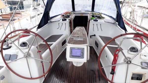 2009 BENETEAU OCEANIS 43