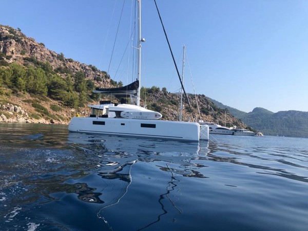 2021 LAGOON 52 F