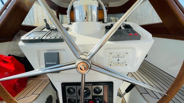 2001 SES YACHTS 50 MOTOR SAILOR