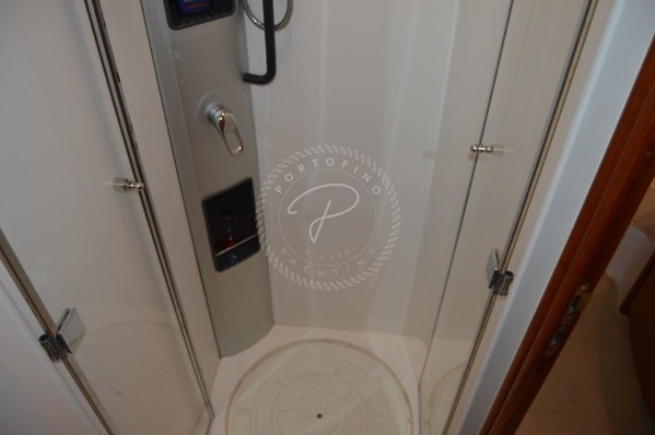 2005 PERSHING 50