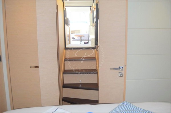 2015 PRESTIGE 420 FLY