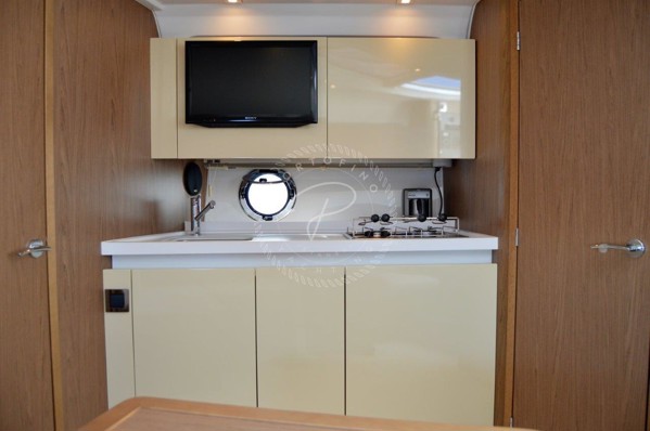 2015 BENETEAU GT 38