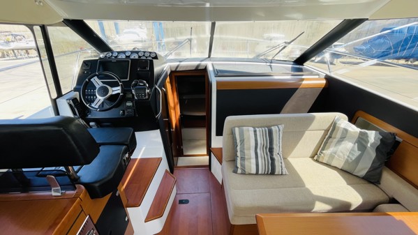 2014 JEANNEAU NC 11