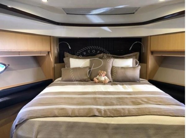 2013 PRINCESS V72