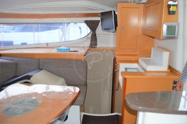 2011 FOUNTAINE PAJOT LIPARI 41
