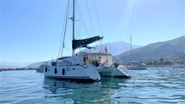 2007 LAGOON 440