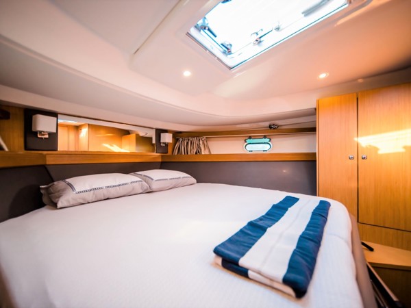 2014 BAVARIA SPORT 44 HT