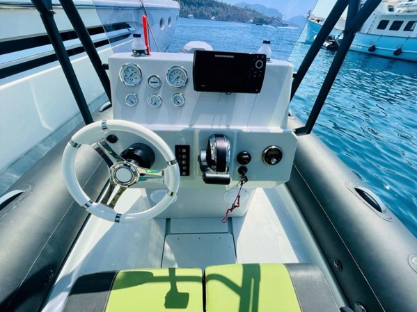 2020 GRAND DRIVE 600 LUX