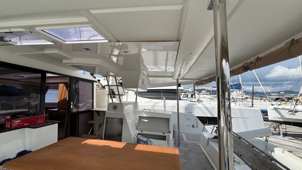 2013 FOUNTAINE PAJOT HELIA 44