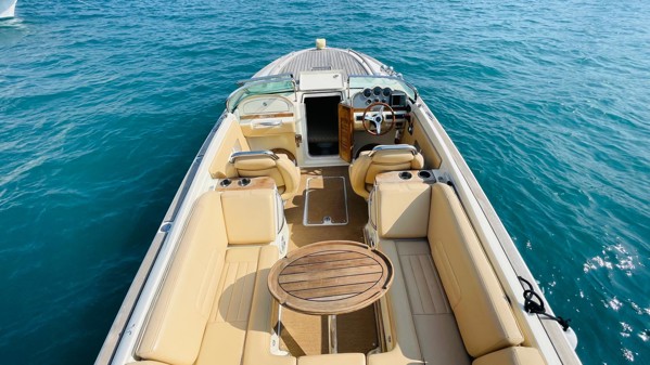 2011 CHRIS CRAFT CORSAIR 25
