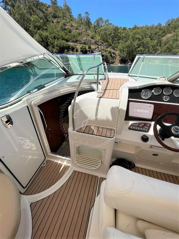 2008 SEA RAY 325 SUNDANCER