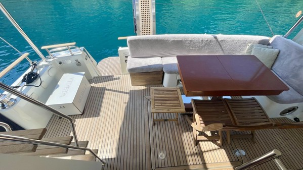 2011 BENETEAU SWIFT TRAWLER 52