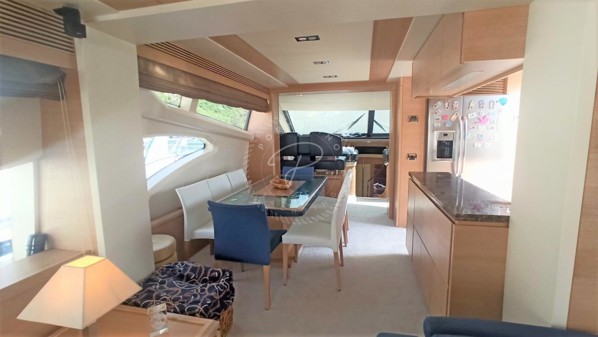 2012 AZIMUT 78 FLY