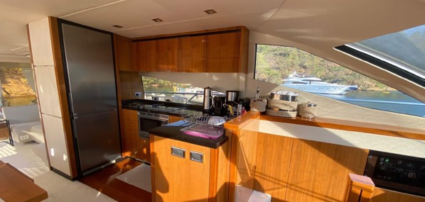 2012 SUNSEEKER MANHATTAN 63