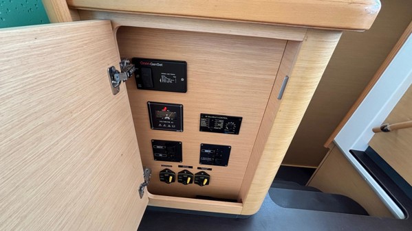 2008 LAGOON 440