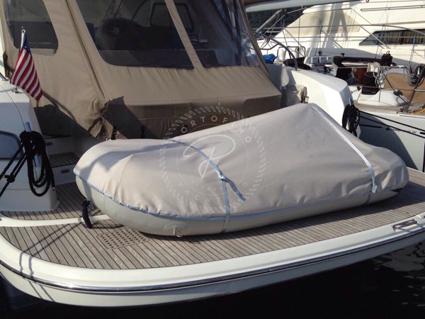 2011 BAVARIA 43 HT