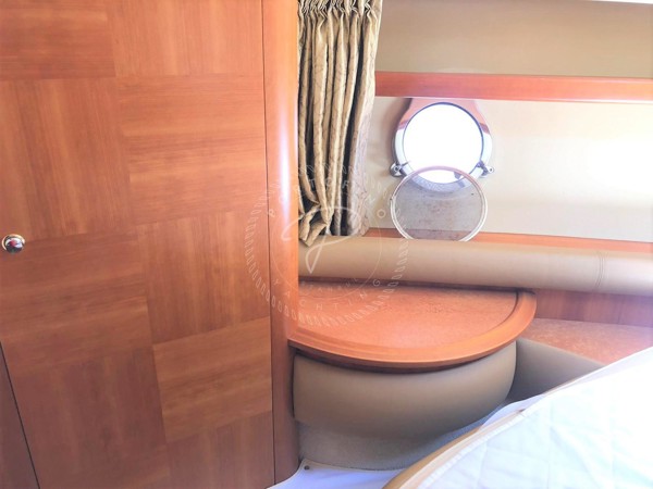 2010 AZIMUT 55 FLY