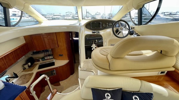 2003 AZIMUT 42 FLY