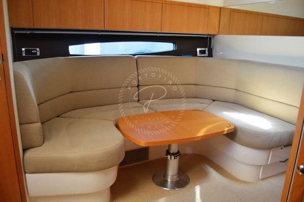 2012 FAIRLINE TARGA 38