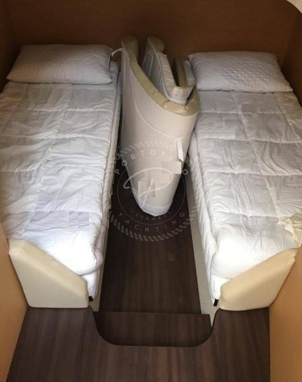 2009 BENETEAU MONTE CARLO 37