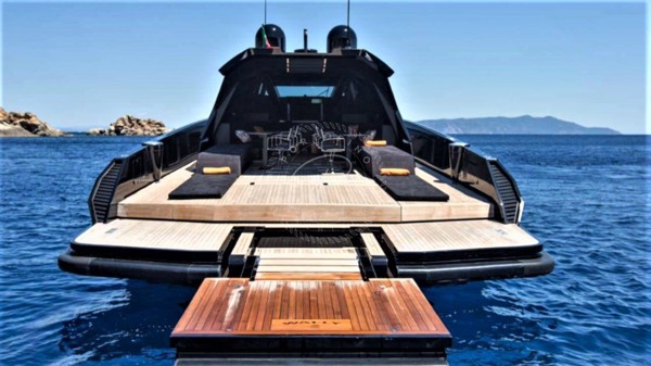 2015 WALLY POWER 75