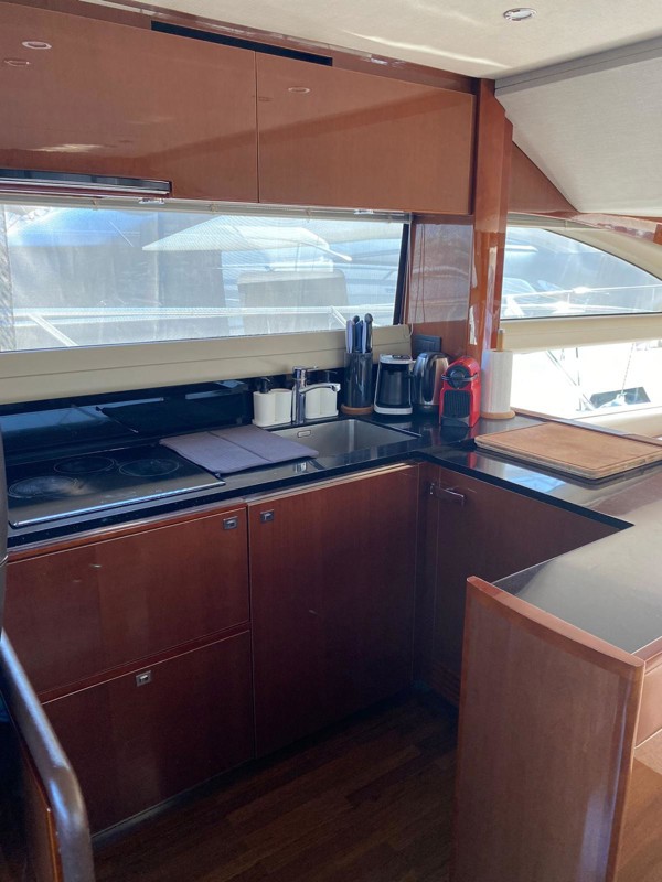 2012 PRINCESS 56