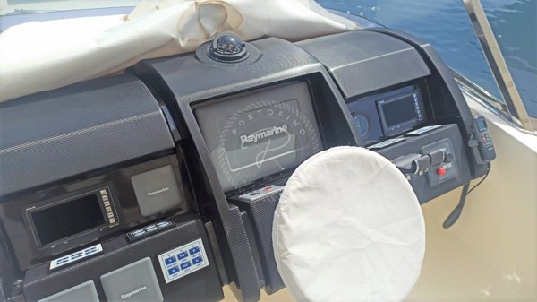 2012 AZIMUT 78 FLY