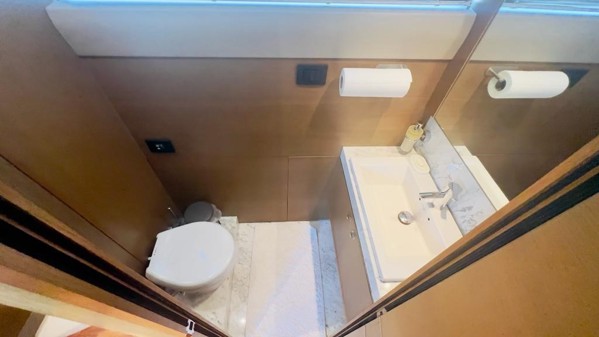 2015 PRINCESS 82
