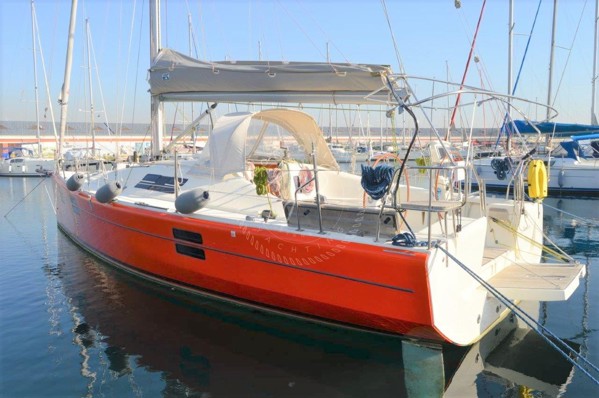 2011 AZUREE 40
