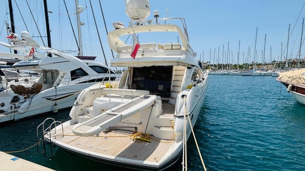2000 SUNSEEKER MANHATTAN 64