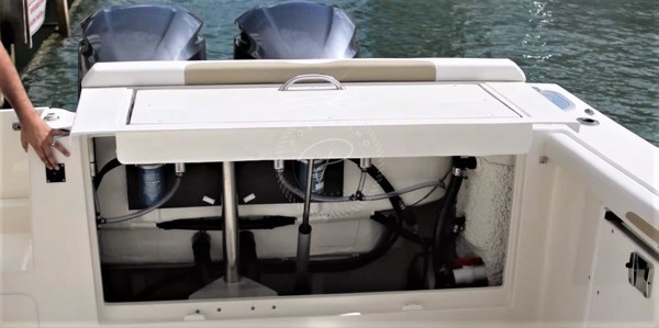 2016 SAILFISH 325 DC