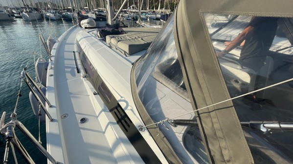 2018 JEANNEAU 51