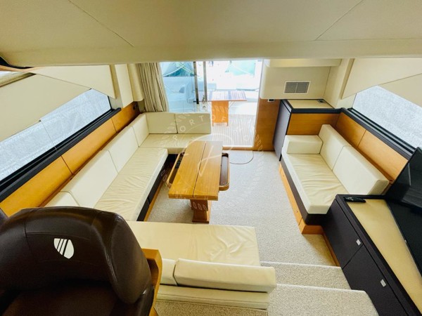 2009 FAIRLINE PHANTOM 48