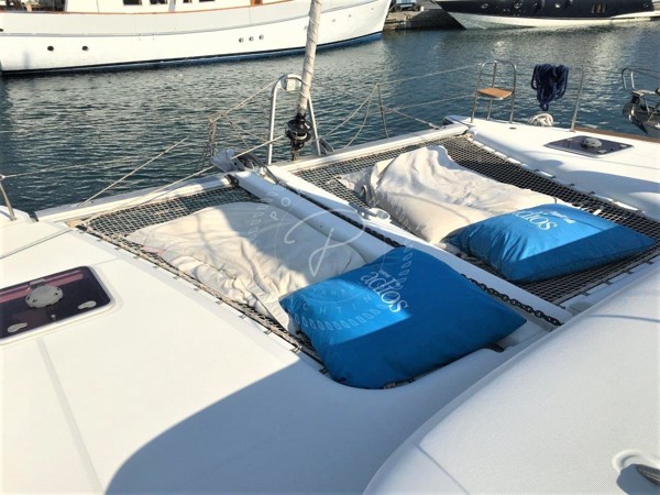 2011 LAGOON 400