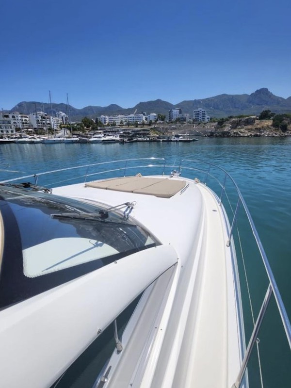 2012 PRESTIGE 440 S