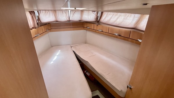 2014 GREENLINE 33 HYBRID