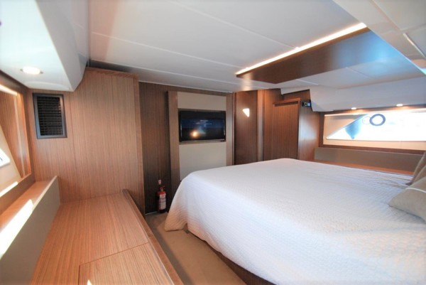 2017 SEALINE F530