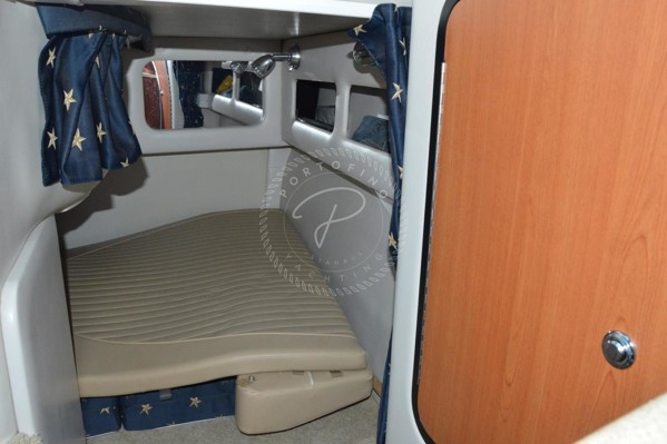 2011 CROWLINE 260 CR