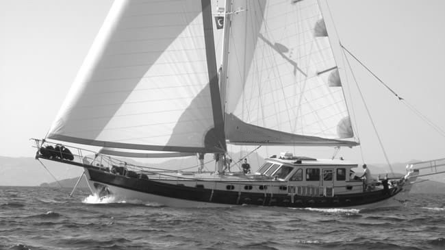 2011 TIRHANDIL CUSTOM 20 M WOODEN